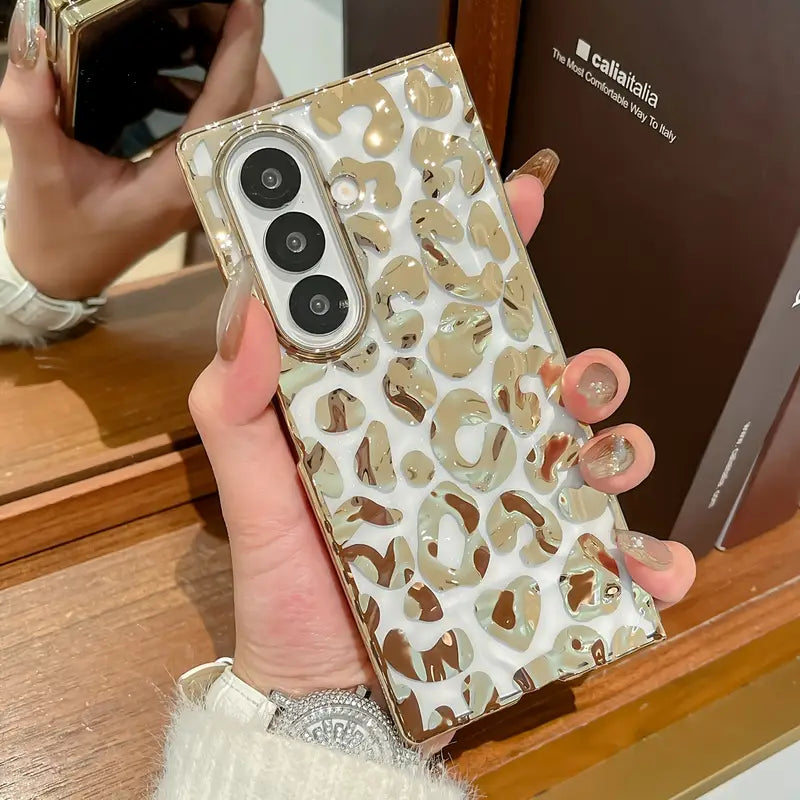 Trendy Leopard Print Case with Chain – Compatible with Samsung Galaxy Z Fold Series