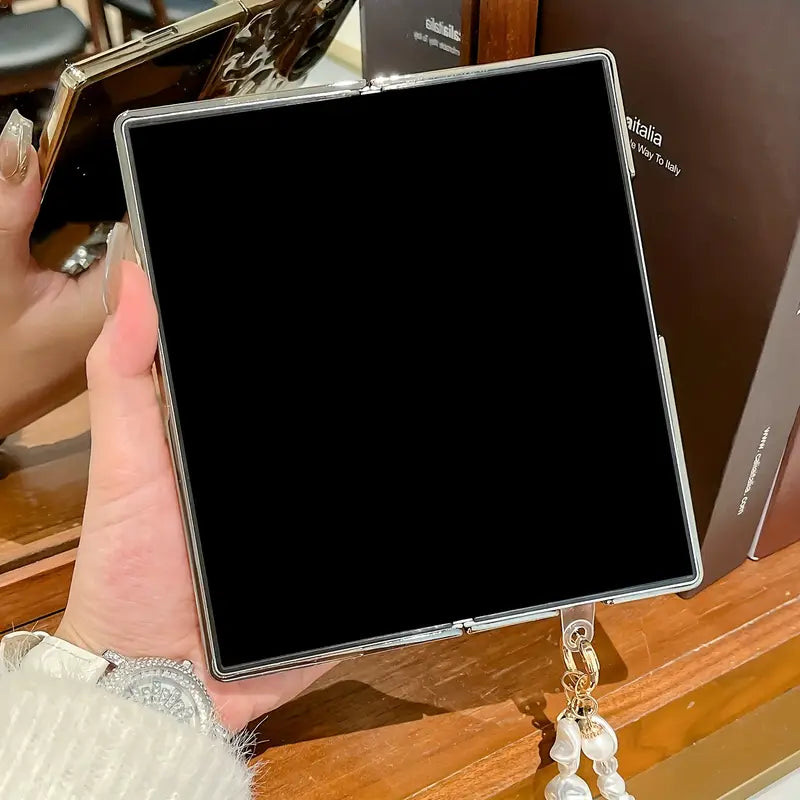 Trendy Leopard Print Case with Chain – Compatible with Samsung Galaxy Z Fold Series