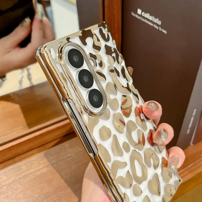 Trendy Leopard Print Case with Chain – Compatible with Samsung Galaxy Z Fold Series