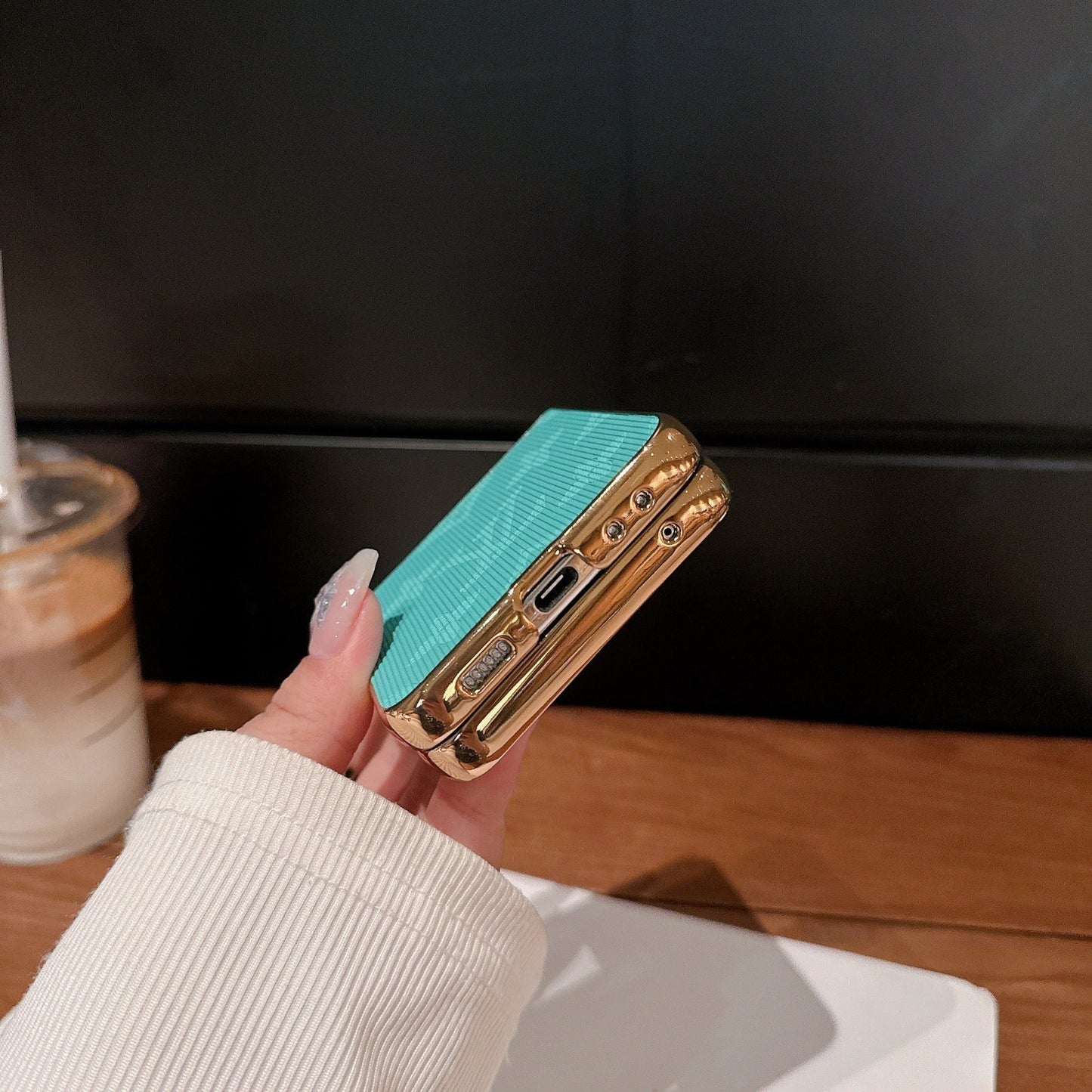 Novarno™ Luxe Case – Samsung Galaxy Z Flip Series